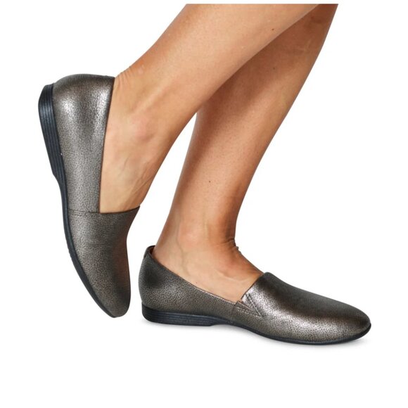 NEW Dansko Larisa Slip-On Loafers - Leather For Women in Pewter Metallic 7254s2 - Picture 1 of 9